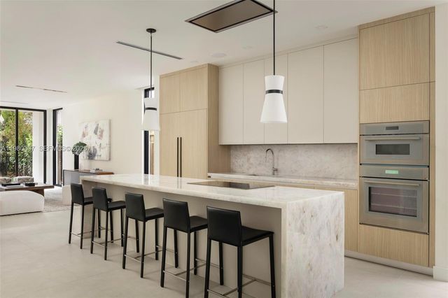 3113 Elizabeth Street, Miami, FL 33133