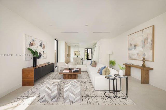 3113 Elizabeth Street, Miami, FL 33133