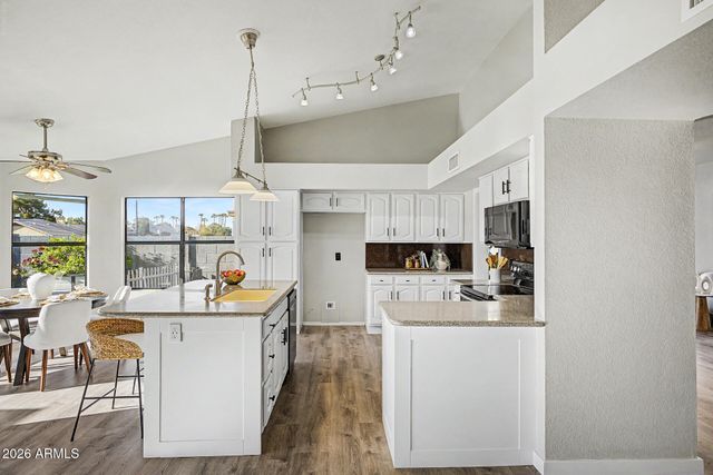 902 N SAINT ELENA Street, Gilbert, AZ 85234
