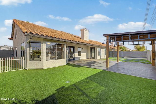 902 N SAINT ELENA Street, Gilbert, AZ 85234