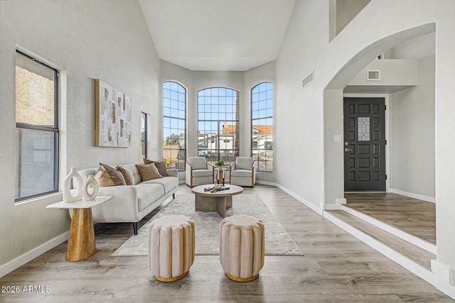 902 N SAINT ELENA Street, Gilbert, AZ 85234