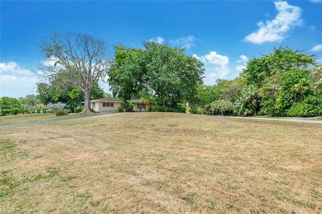 6650 SW 85th Ave, Miami, FL 33143