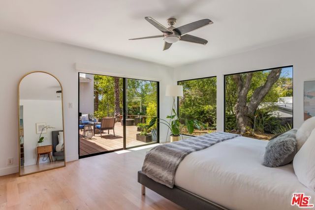874 N Norman Place, Los Angeles, CA 90049