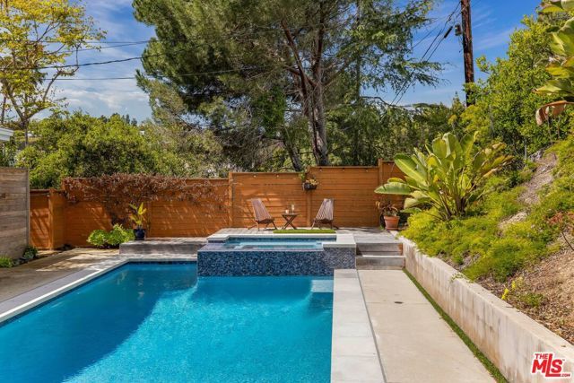 874 N Norman Place, Los Angeles, CA 90049