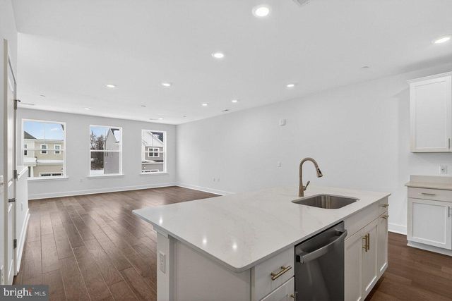 135 JOHN VANZANDT DR, Titusville, NJ 08560