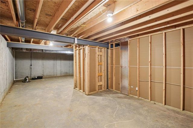 1108 NW Hilltop Lane, Grain Valley, MO 64029