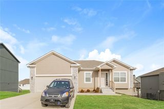 1108 NW Hilltop Lane, Grain Valley, MO 64029