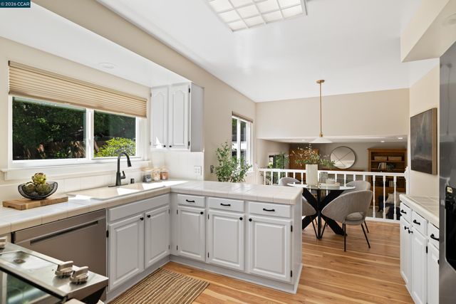 599 Best Rd, Pleasant Hill, CA 94523
