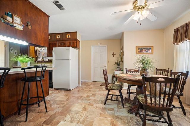 5174 Roswell S Road, Mobile, AL 36619