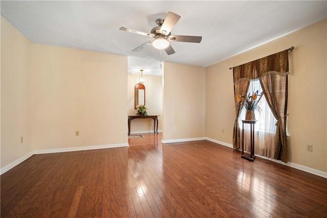 5174 Roswell S Road, Mobile, AL 36619