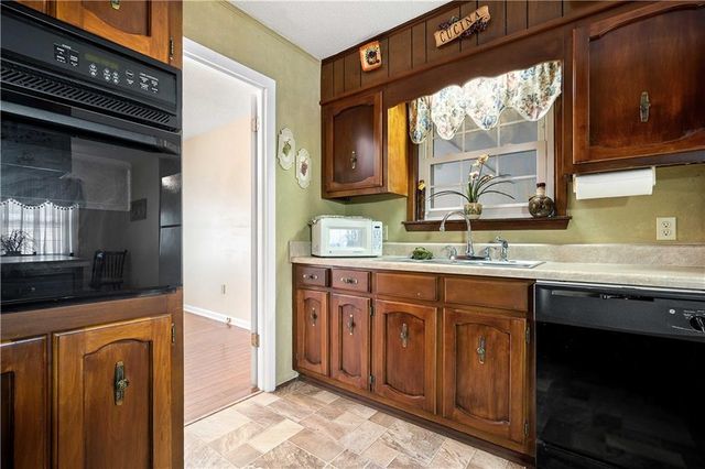 5174 Roswell S Road, Mobile, AL 36619