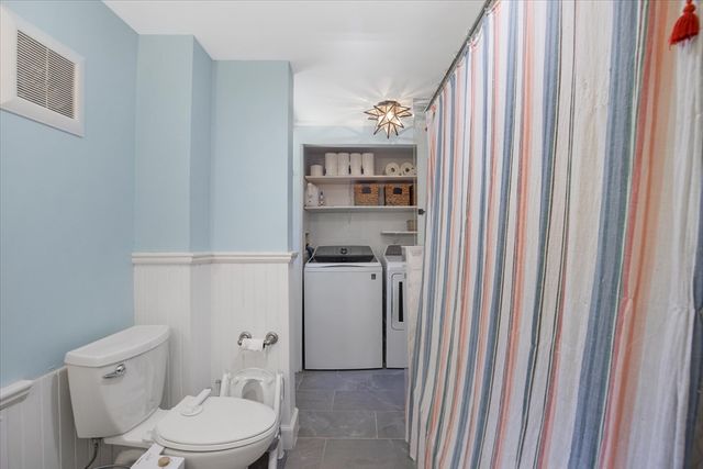 15 Carver St, Halifax, MA 02338