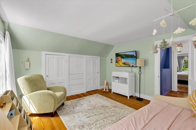 15 Carver St, Halifax, MA 02338