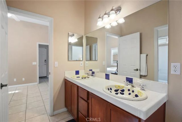 54620 Avenida Obregon, La Quinta, CA 92253