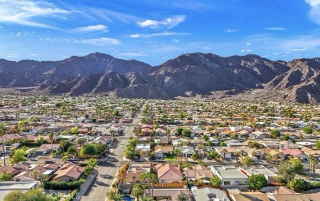54620 Avenida Obregon, La Quinta, CA 92253