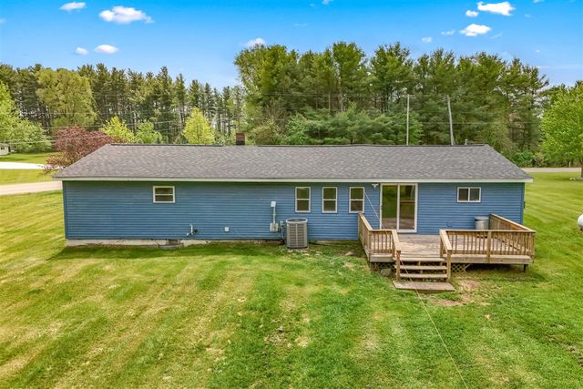 1240 E Hastings Lake Road, Jonesville, MI 49250