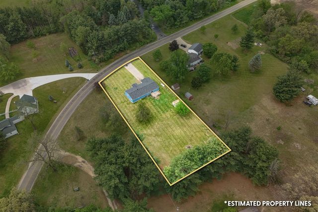 1240 E Hastings Lake Road, Jonesville, MI 49250