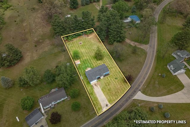 1240 E Hastings Lake Road, Jonesville, MI 49250