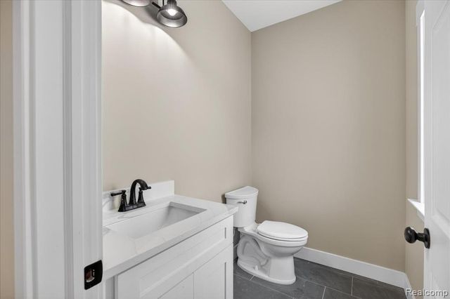 4050 Metamora Ridge, Metamora, MI 48455