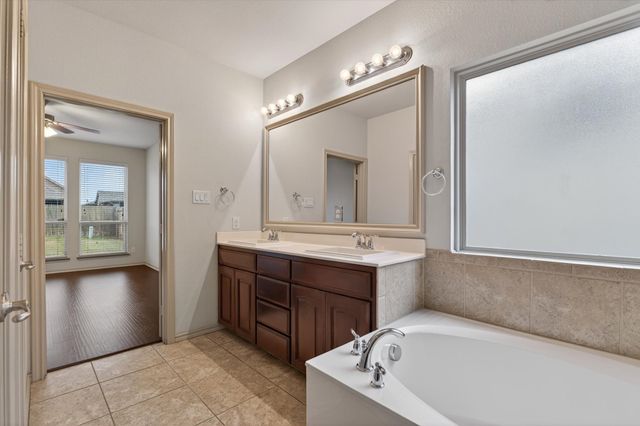 13048 Palancar Drive, Fort Worth, TX 76244