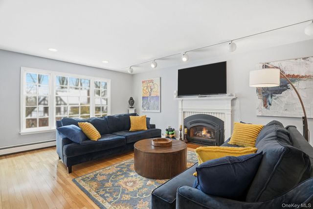 15 Beech Hill Road, Scarsdale, NY 10583