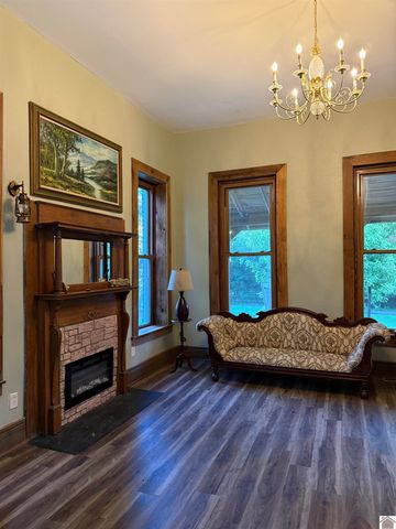 115 Pierce St, Marion, KY 42064