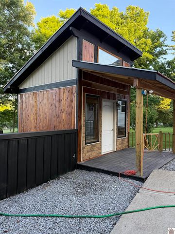 115 Pierce St, Marion, KY 42064