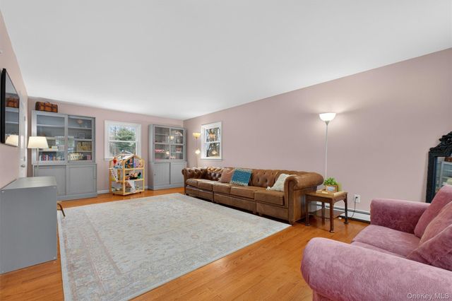 5 Terra Nova Drive, Hopewell Junction, NY 12533