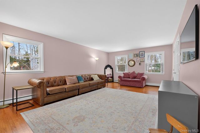 5 Terra Nova Drive, Hopewell Junction, NY 12533