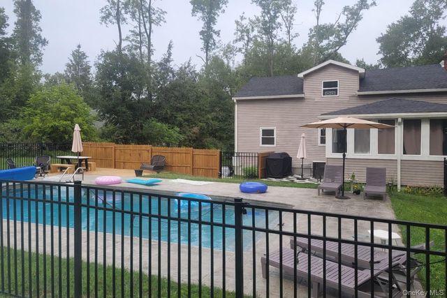 5 Terra Nova Drive, Hopewell Junction, NY 12533