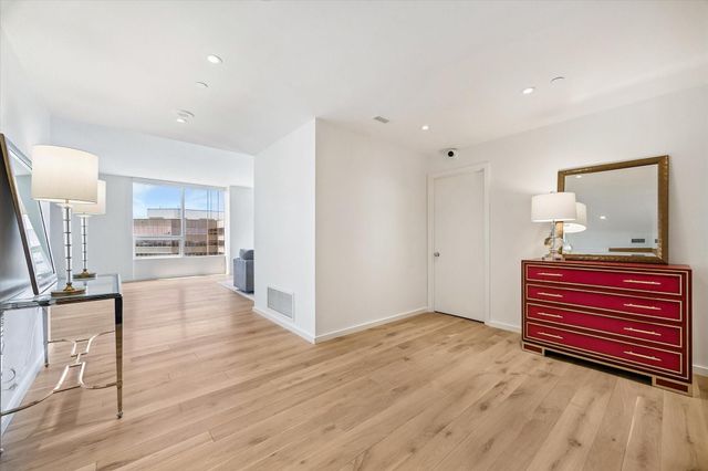 5110 San Felipe Street 314W, Houston, TX 77056