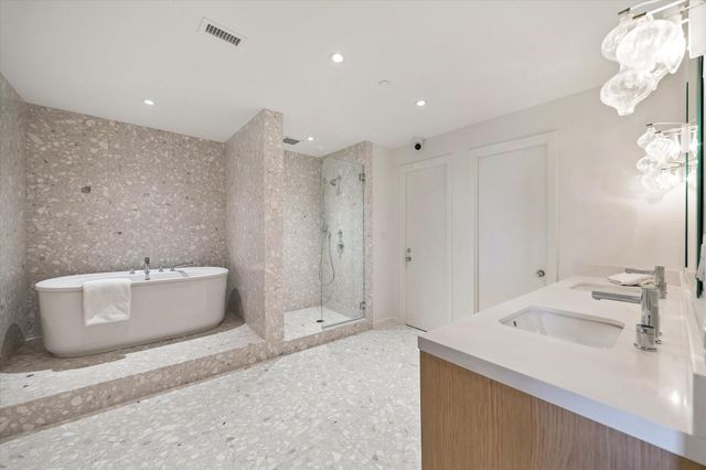 5110 San Felipe Street 314W, Houston, TX 77056
