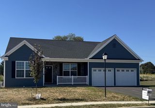 61 BENNINGTON WAY, Carlisle, PA 17013