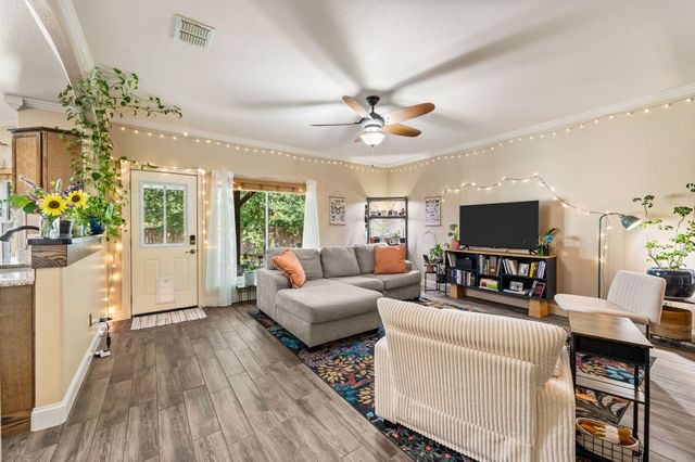 2012 Collington Drive, Roanoke, TX 76262