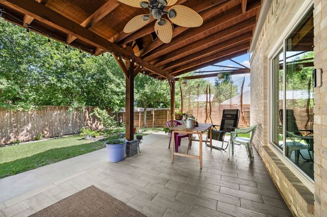 2012 Collington Drive, Roanoke, TX 76262