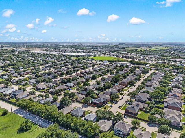 2012 Collington Drive, Roanoke, TX 76262
