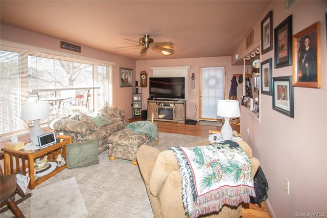 57 County Road 132, Hankins, NY 12741