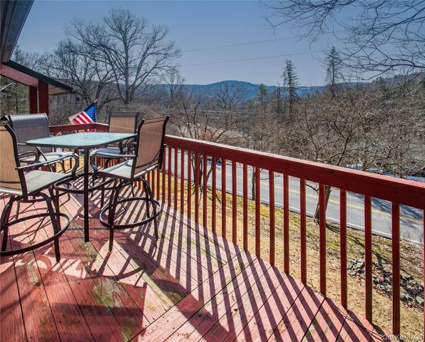 57 County Road 132, Hankins, NY 12741