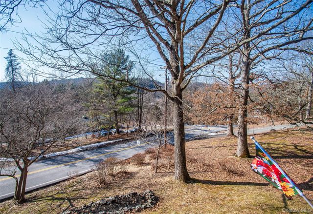 57 County Road 132, Hankins, NY 12741