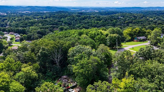 5064 Hunter Trail, Hixson, TN 37343