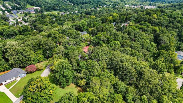 5064 Hunter Trail, Hixson, TN 37343