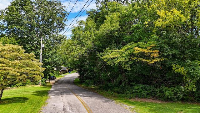 5064 Hunter Trail, Hixson, TN 37343
