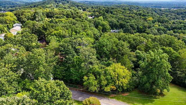 5064 Hunter Trail, Hixson, TN 37343
