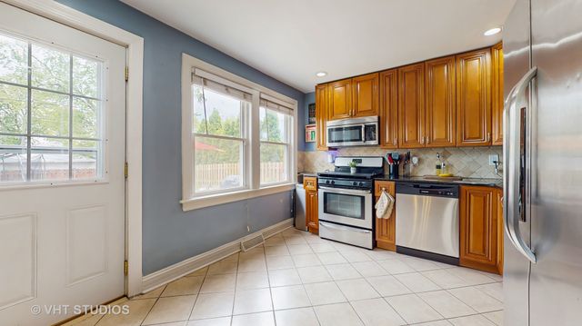 3033 Dora Street, Franklin Park, IL 60131