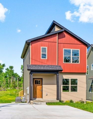 1906 Evans Rd, Clarksville, TN 37042