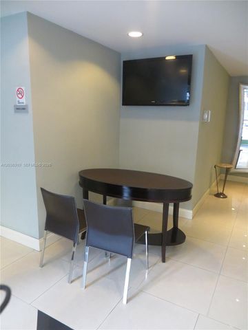 111 E Flagler St 503, Miami, FL 33131