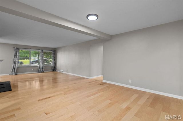 7315 Ahern Avenue, University City, MO 63130