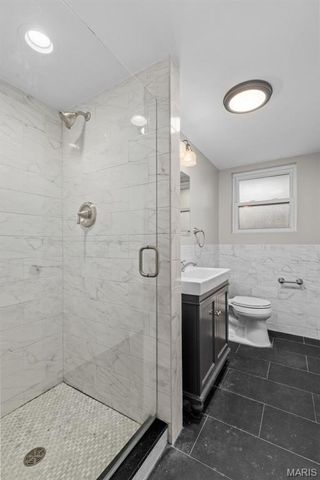 7315 Ahern Avenue, University City, MO 63130