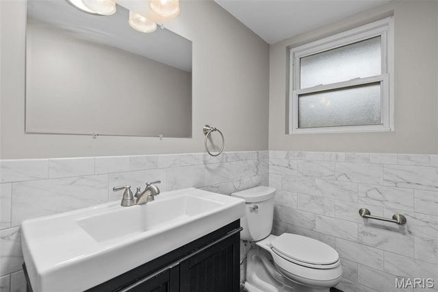 7315 Ahern Avenue, University City, MO 63130