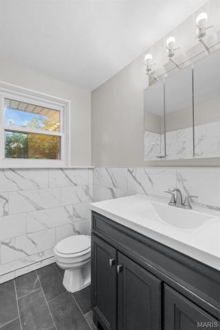 7315 Ahern Avenue, University City, MO 63130